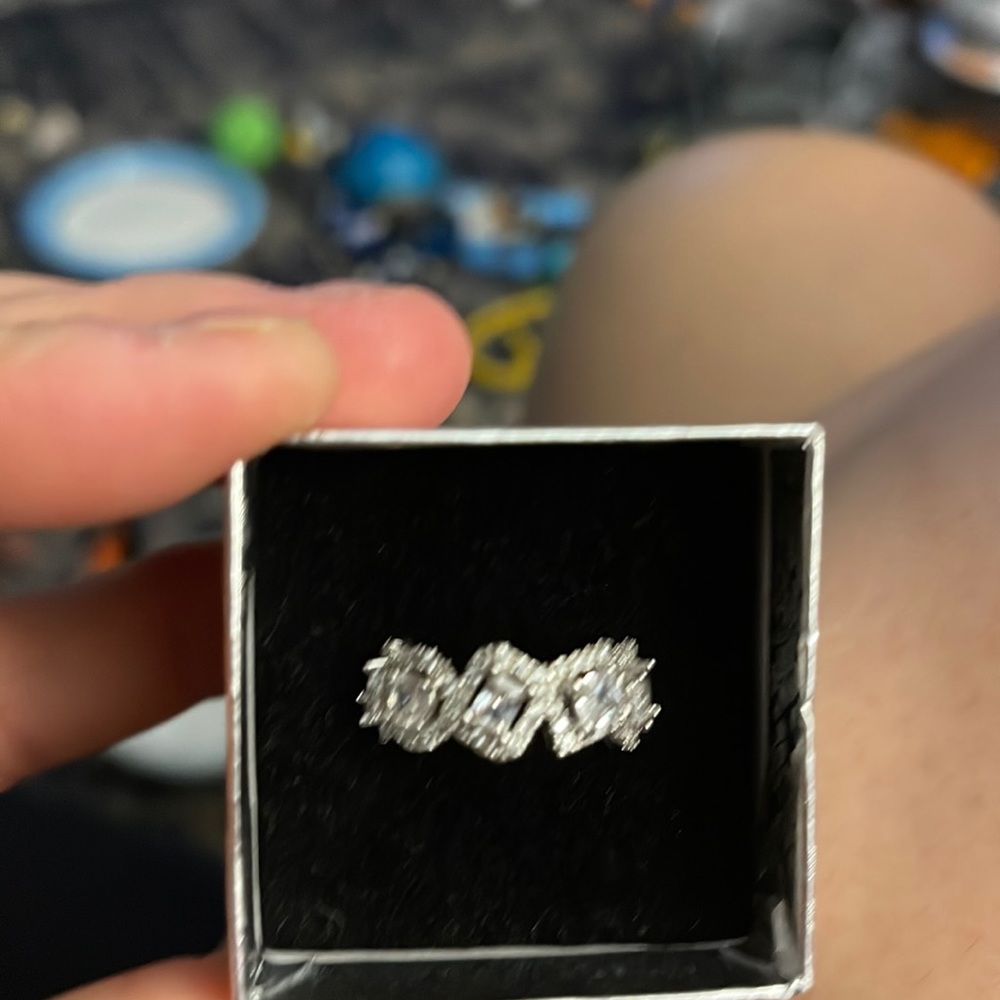 Zales white sapphire ring in white gold